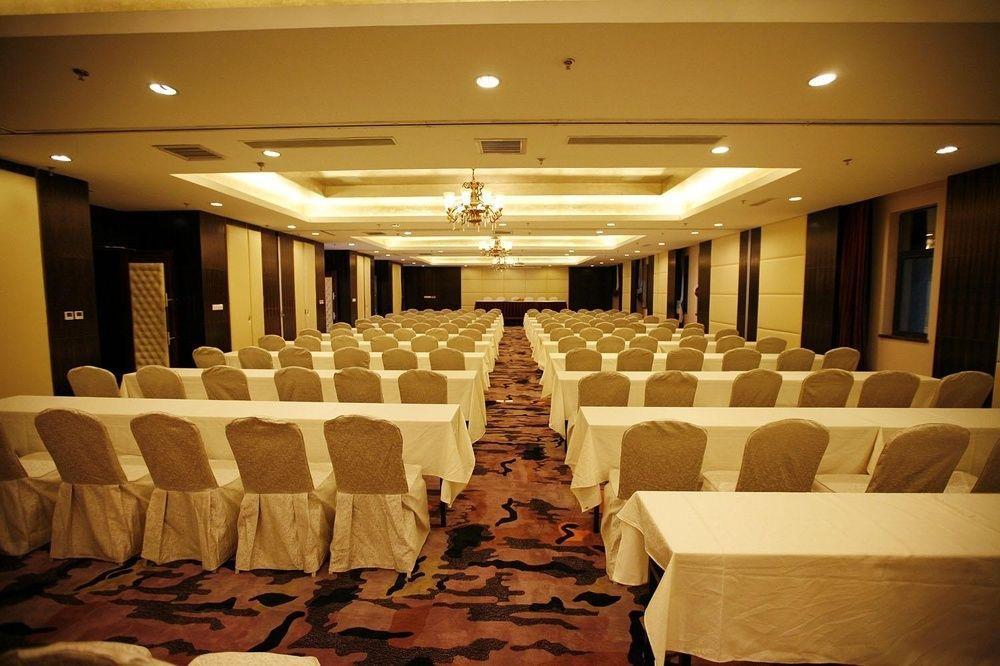 Honghua - Shanghai Hotel 4*